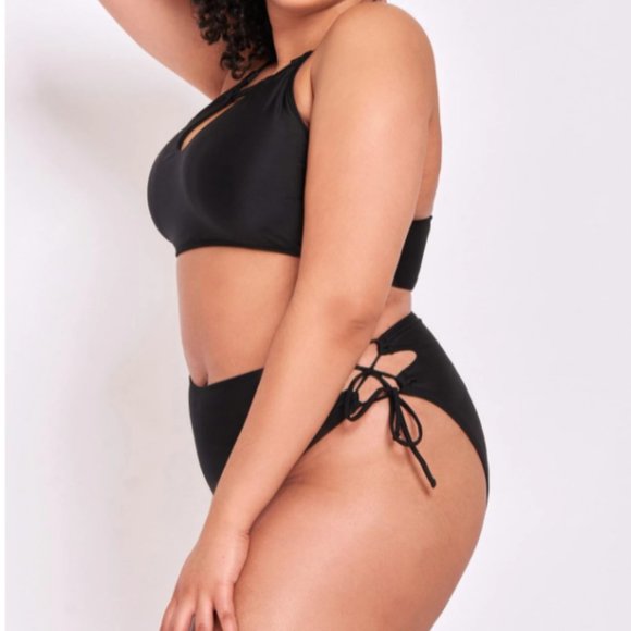 Side Drawstring Cut-Out Bikini Swimsuit – Plus – 1X & 2X - Picture 4 of 5